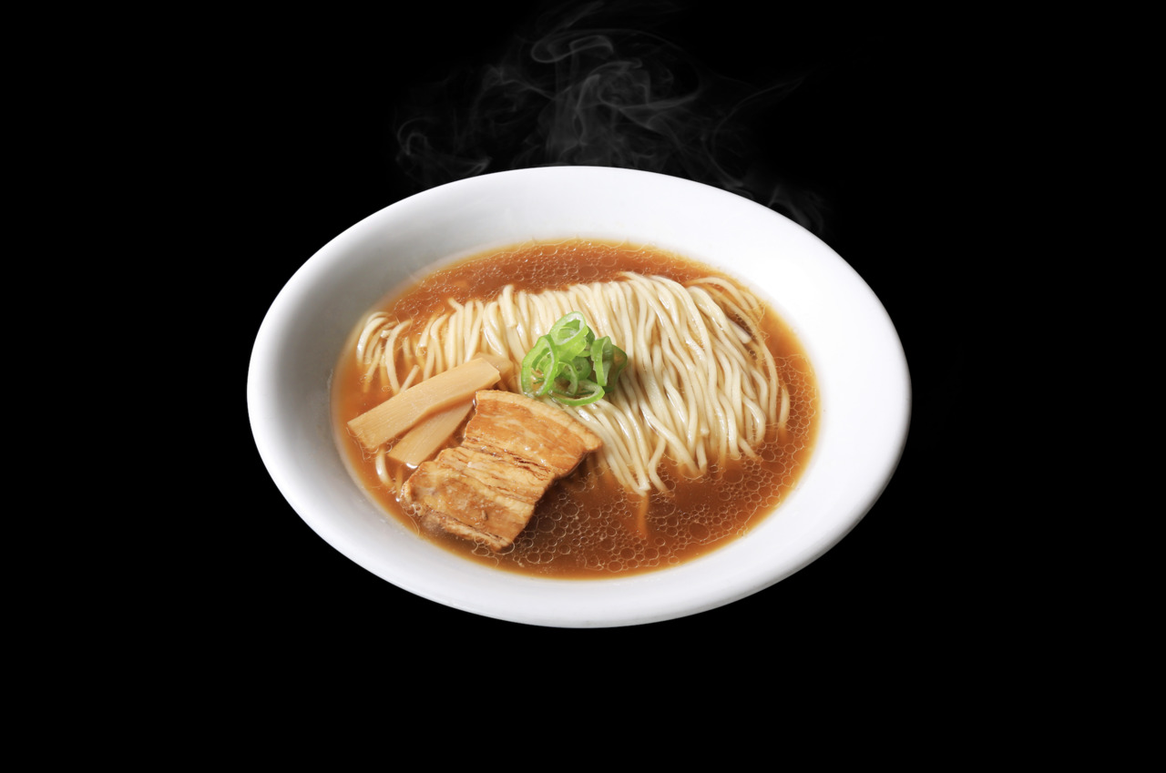 らくうまっ宅麺　麺処　晴 芳醇煮干し醤油ラーメン イメージ