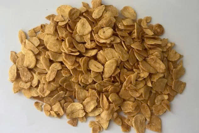 Garlic chips, Garlic flakes, Fried Garlic Image