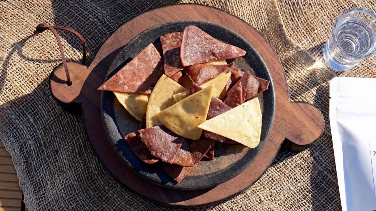 Corn tortilla chips Image