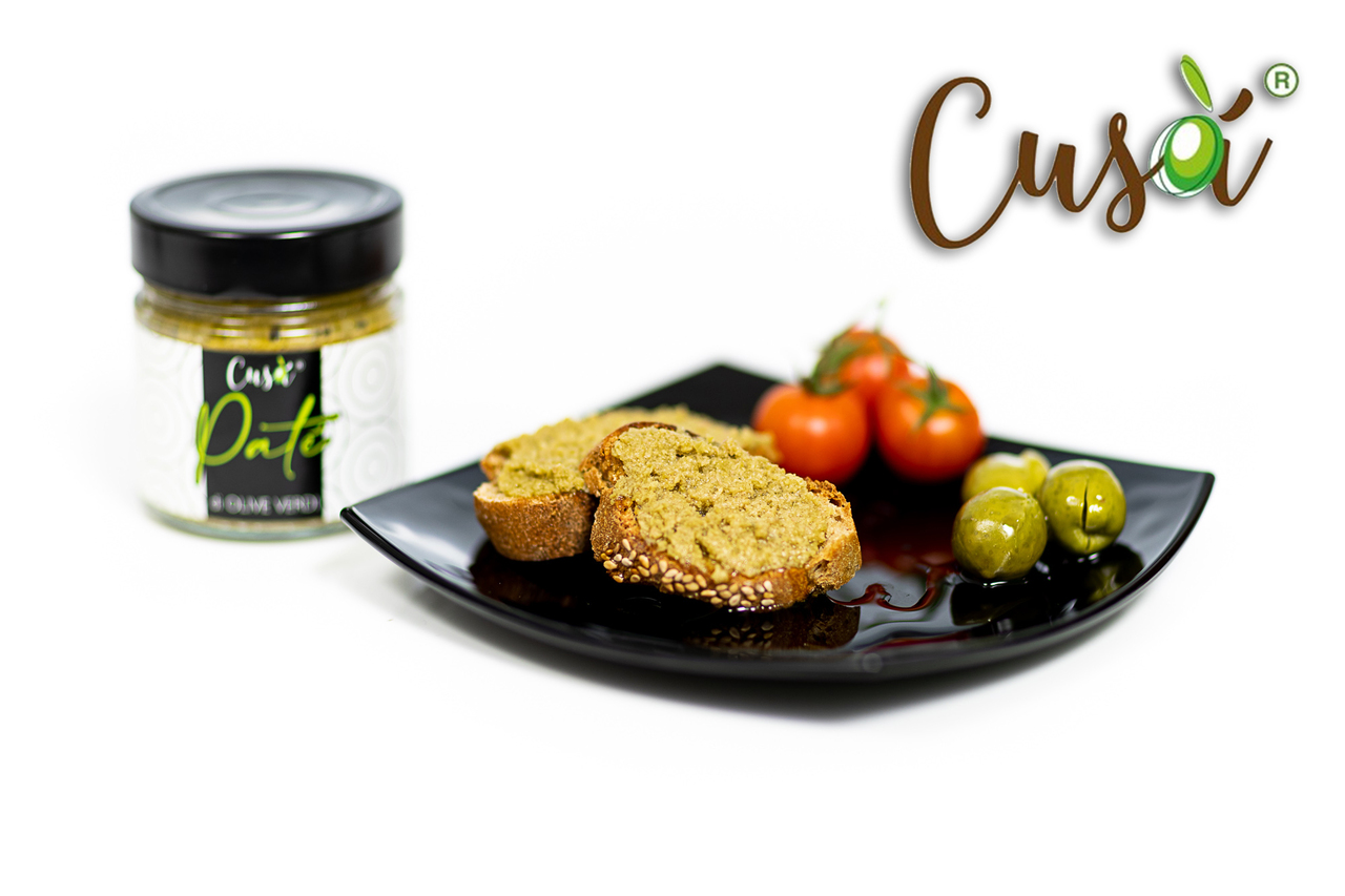 Spreadable cream of olives Image