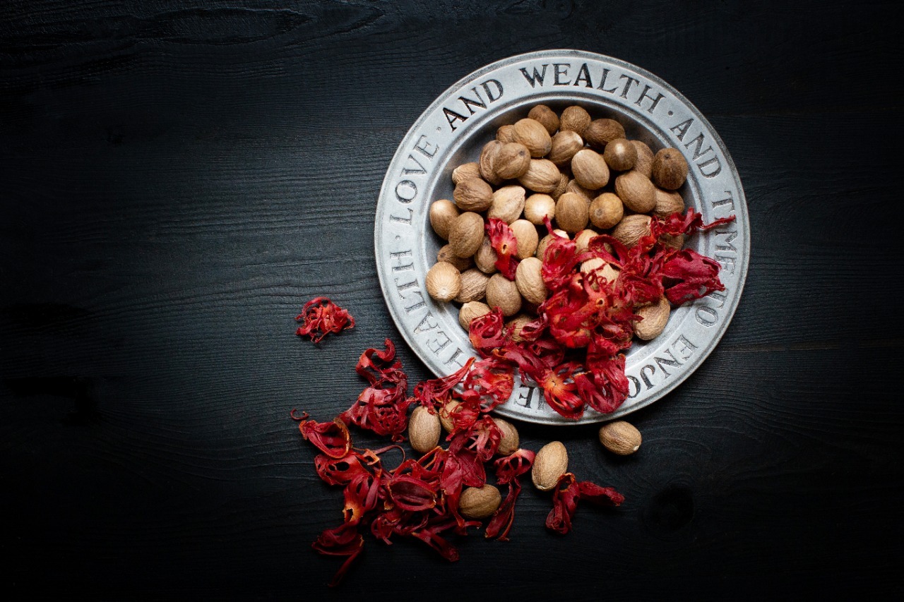 Sri Lankan Nutmeg - All grades Image