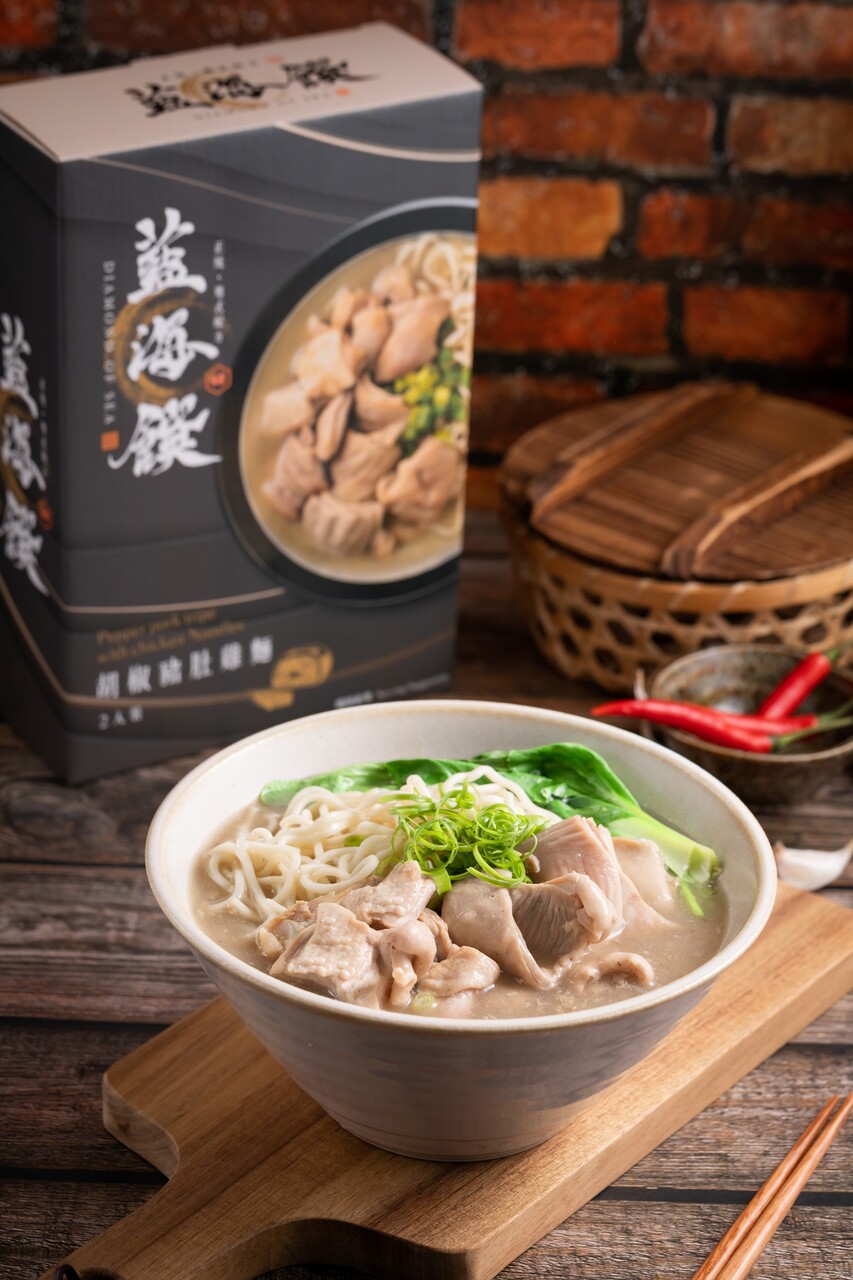 胡椒豚胃鶏麺 Image