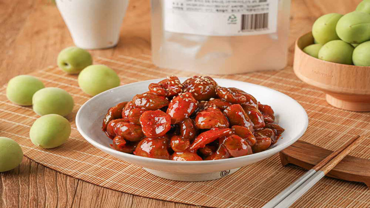 Chili Paste Picked Plums 300g Image