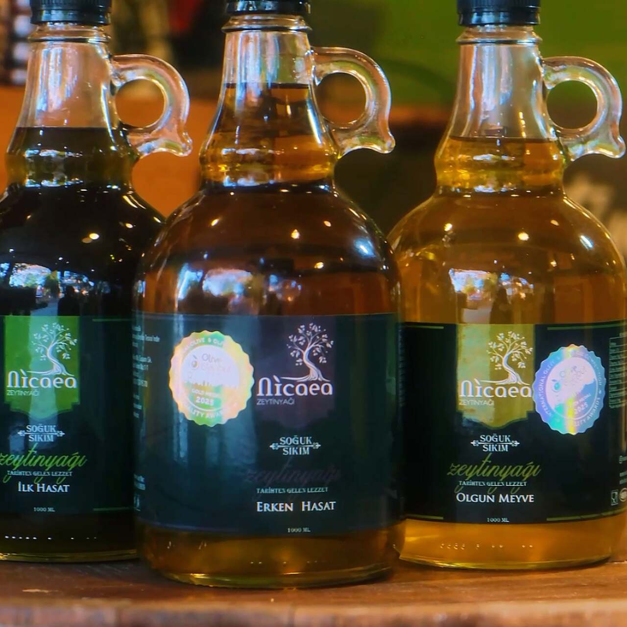 Nicaea Cold-Pressed Extra Virgin Olive Oil Image