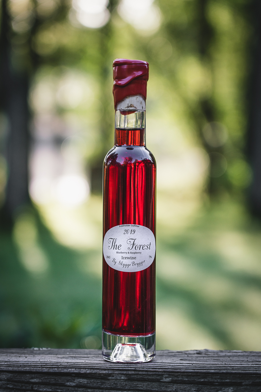The Forest Blueberry & Raspberry Icewine by SkyggeBrygger 7% Sweden Image