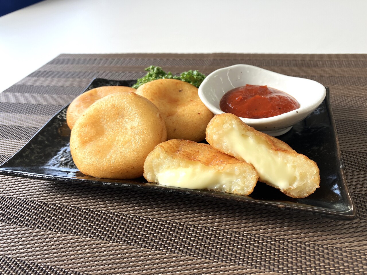 Hokkaido cheese potato mochi【8pcs】  Image