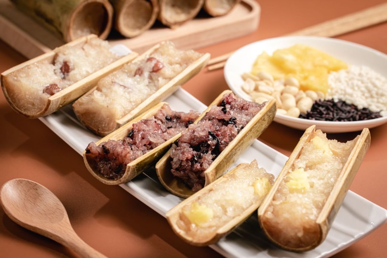 Sticky rice in bamboo Image