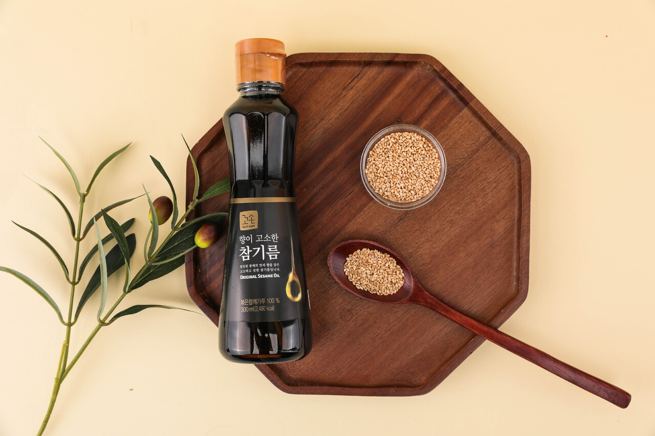 Rich Flavor Sesame Oil Image