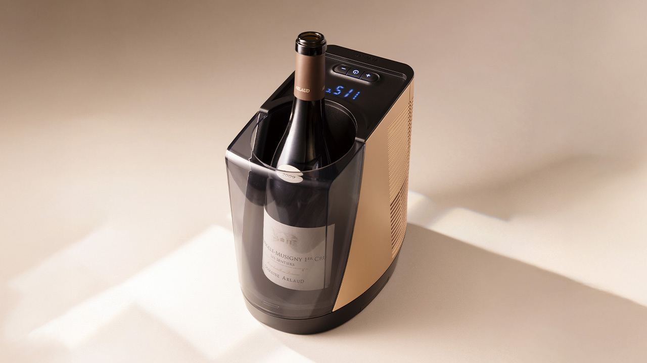 Venus Portable Electronic Red Wine Chiller Image