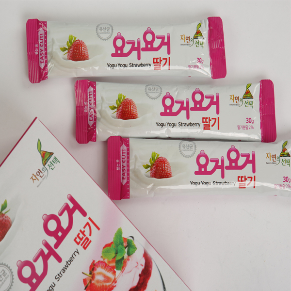 Yogu yogu strawberry   Image