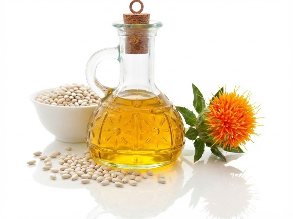 Crude High Oleic Safflower Oil Image