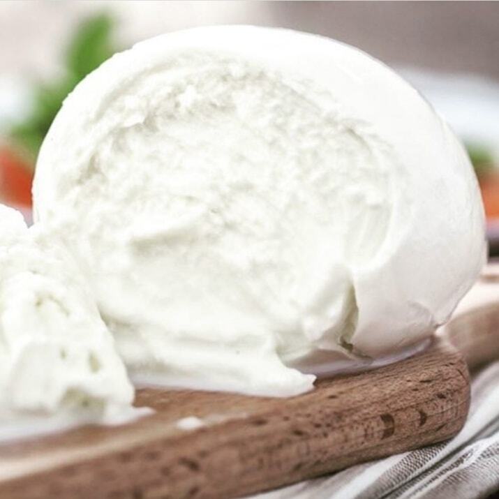 mozzarella di bufala Image