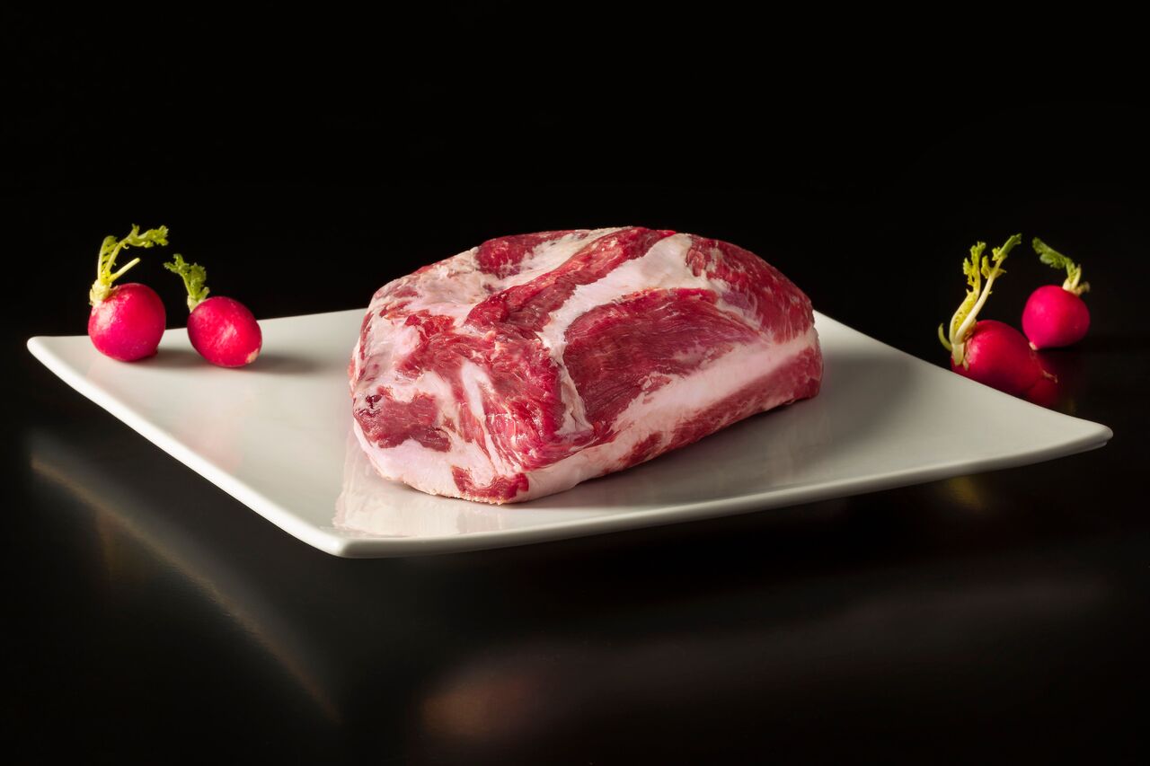 Iberico Pork Collar (Cabecero without Presa / mogote) – Premium Frozen Cut Image