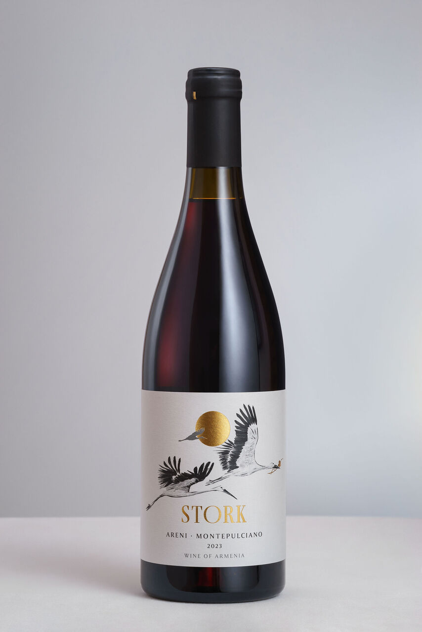 Stork 2023 dry red wine  Image