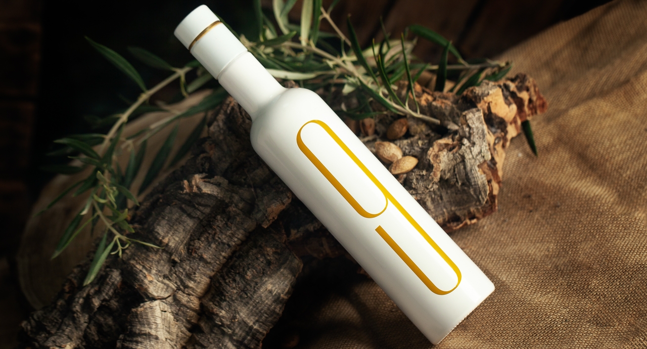 9 OLIVERES | BIO Image