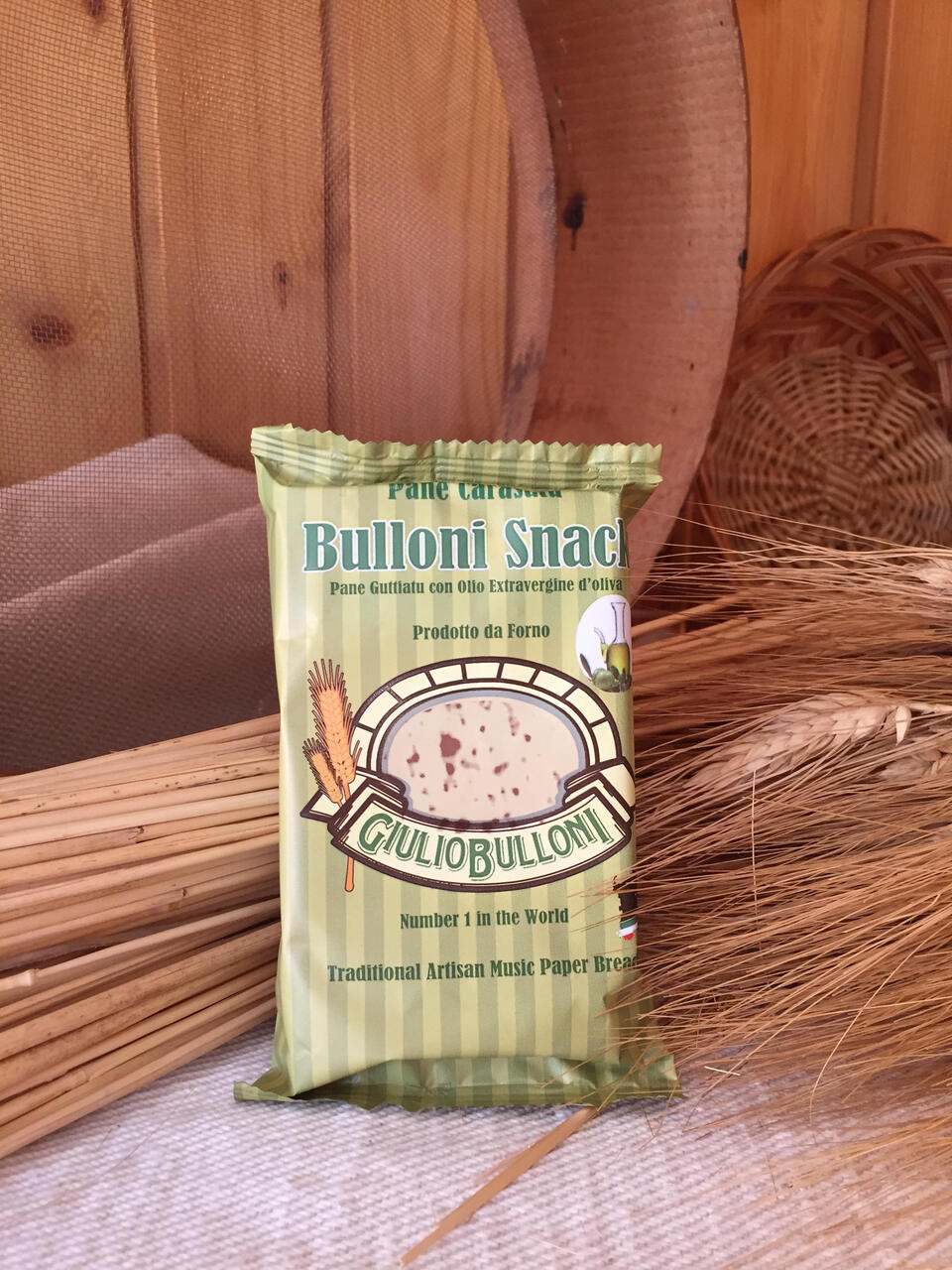 Snack Pane Guttiatu 40g Snack Thin and crispy, handcrafted in Sardinia following authentic recipes. Image