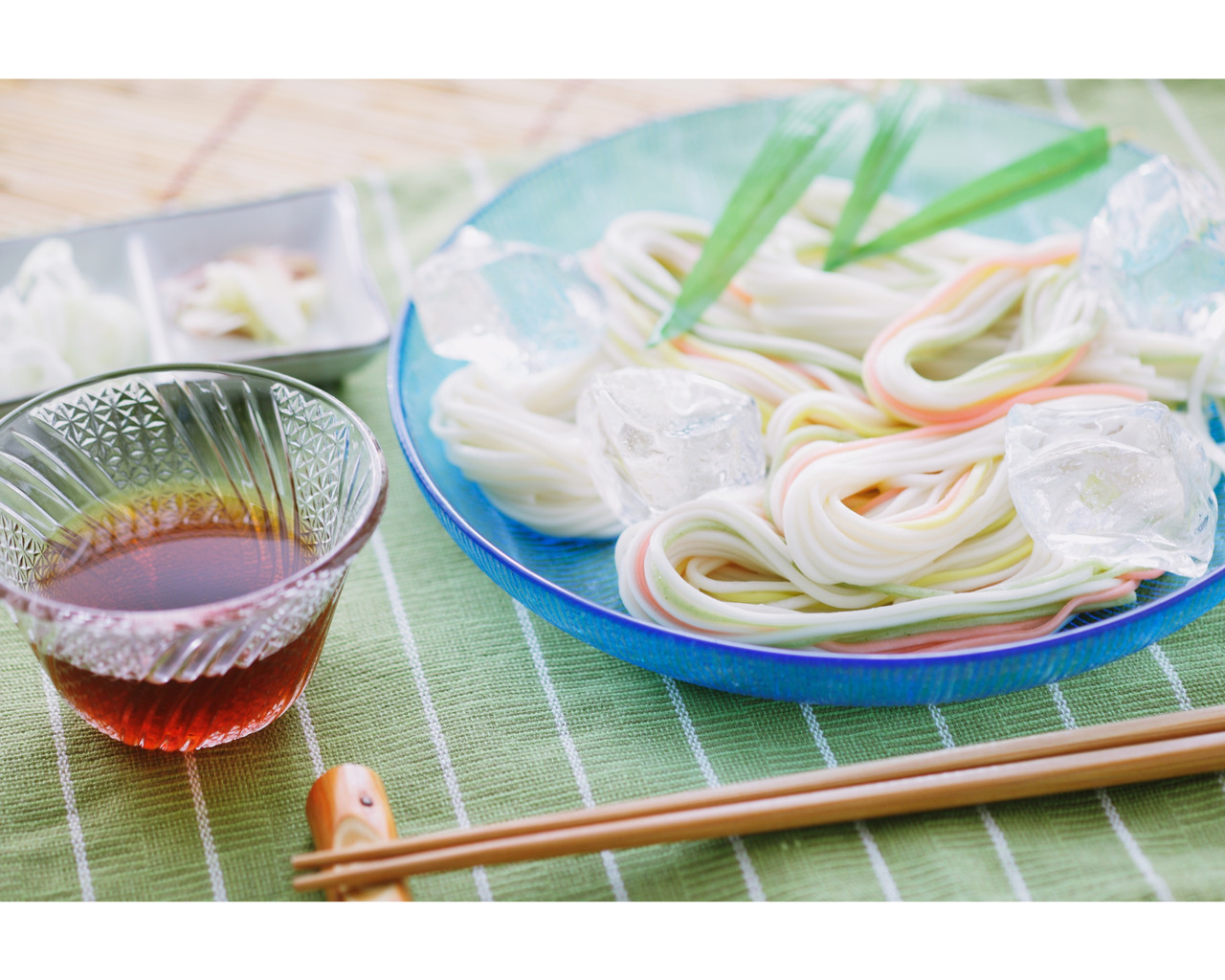 大豆だし　つゆ イメージ