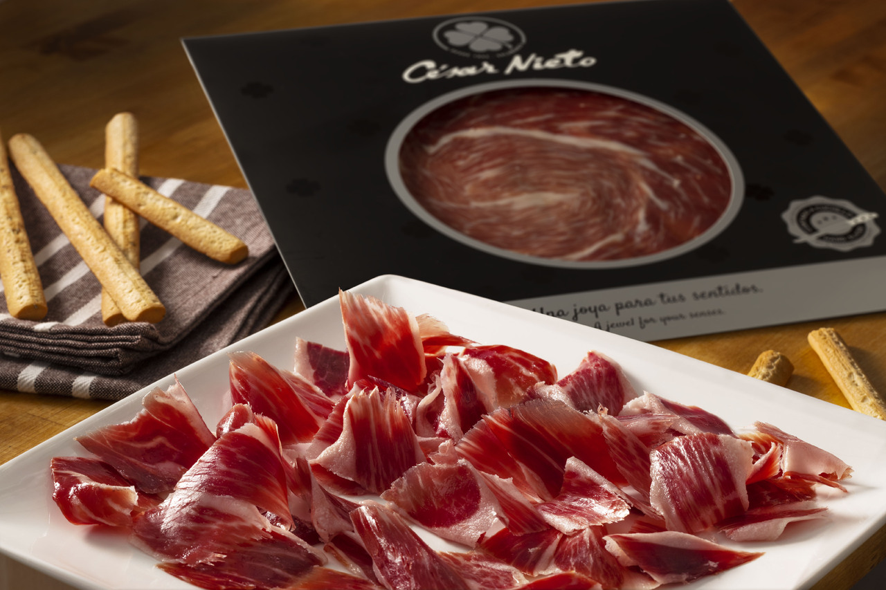 Whole Bone-in Iberico Ham – DOP Guijuelo Selection Image