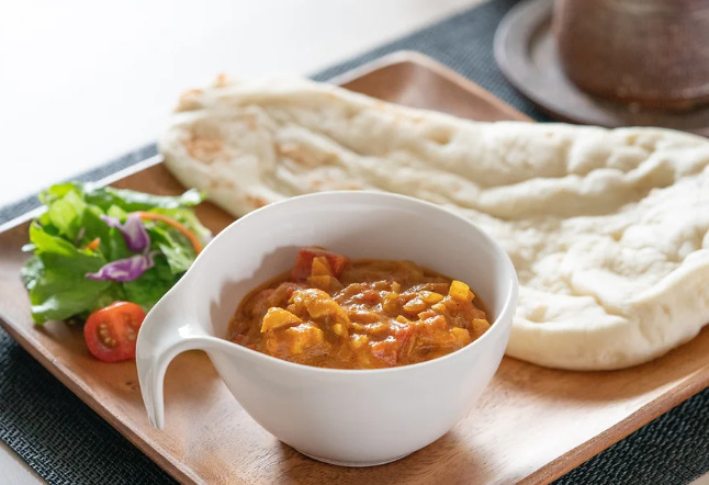 日本酒、お酢（玄米酢、酒粕酢、飲む酢など）、 お茶（はとむぎ茶） カレー（レトルトカレー、カレー粉） 、伊勢うどん、みかん（生果）、100％オレンジジュース、冷凍ピザ、冷凍和食惣菜など イメージ