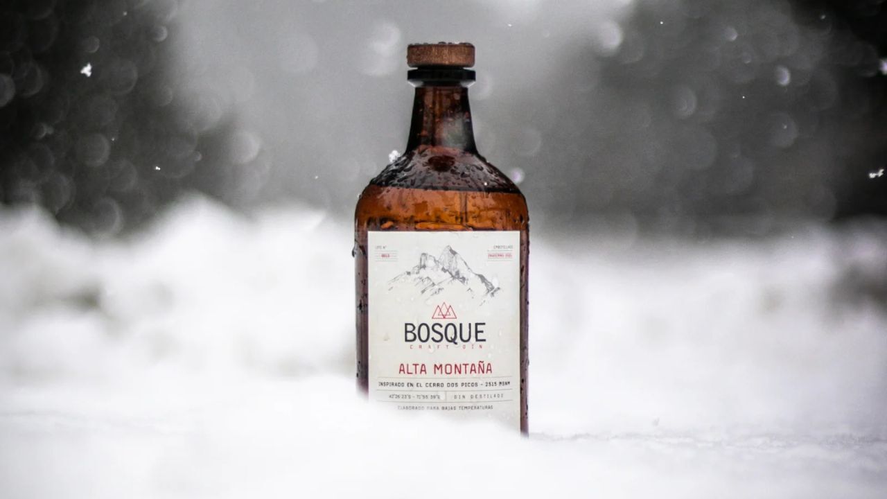 BOSQUE   Alta Montaña  ボスケ アルタ モンターニャ  クラフトジン イメージ