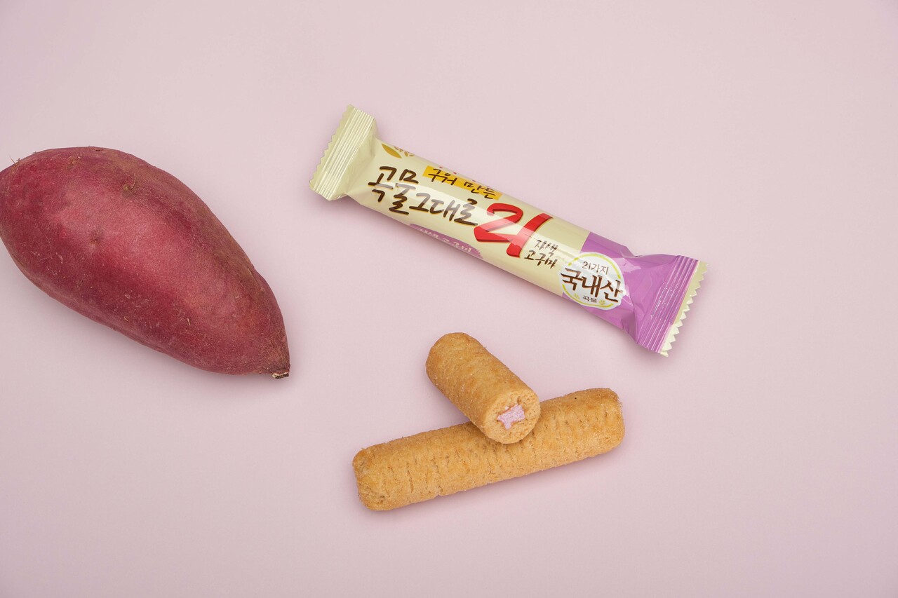 BAKED CRISPY GRAIN 21 PURPLE SWEET POTATO (焼き菓子 グレイン21 紫さつまいも味) Image