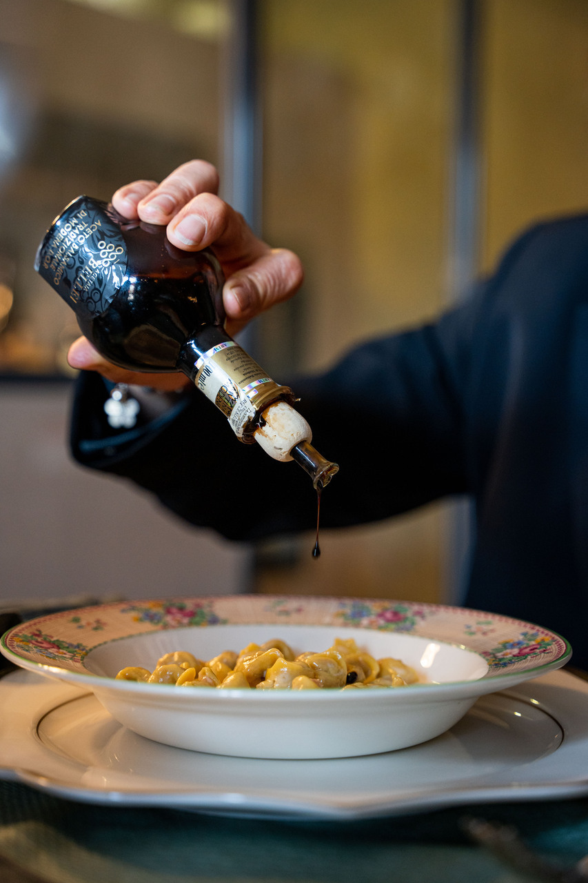 Traditional Balsamic Vinegar of Modena BELLEI P.D.O. - 25 Years Aged Image