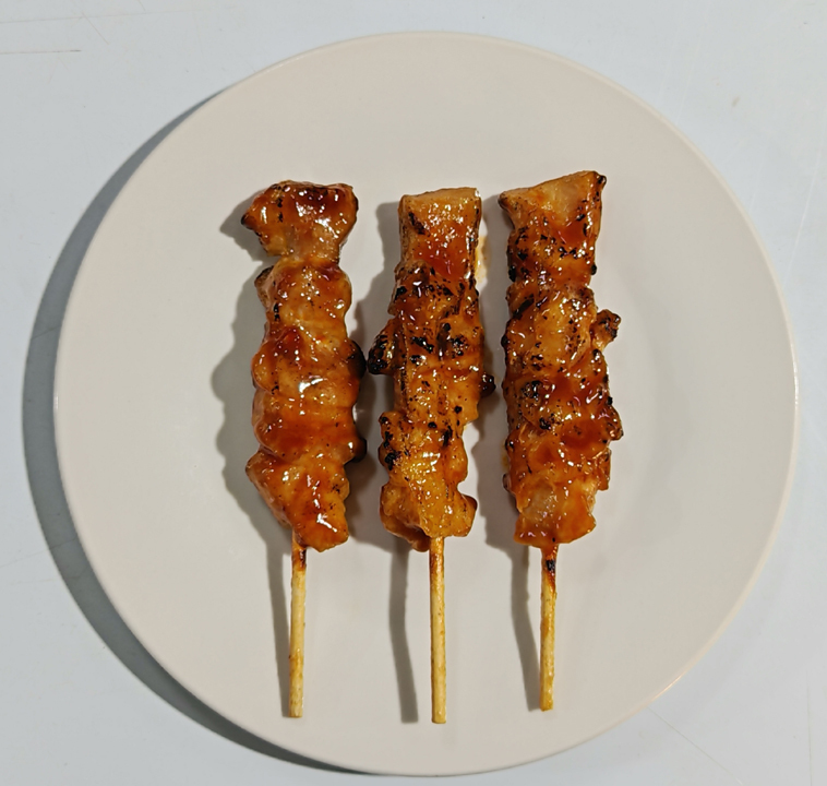 Korean Charcoal-Grilled Chicken Thigh Skewers Image