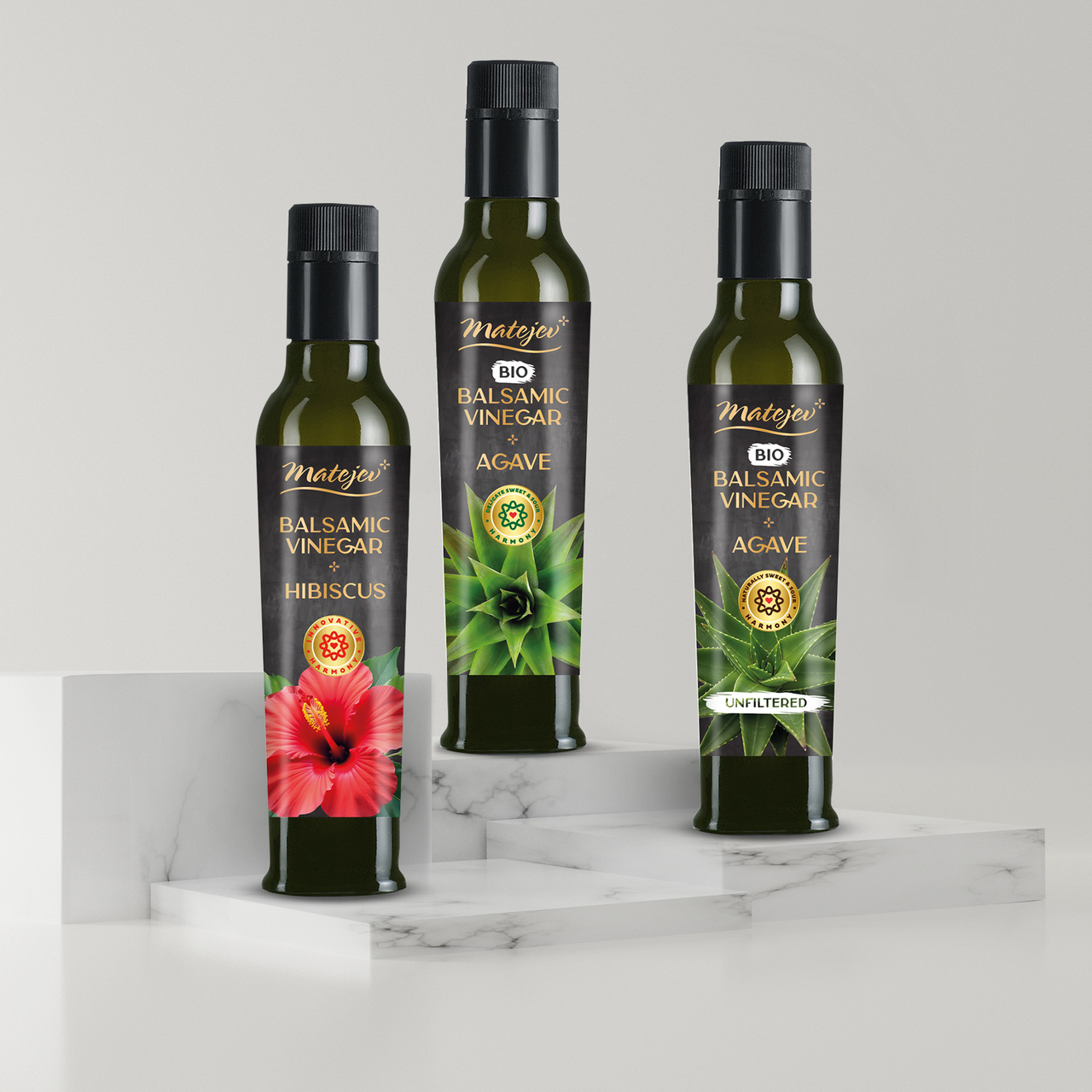 Balsamic Vinegar with Hibiscus Image