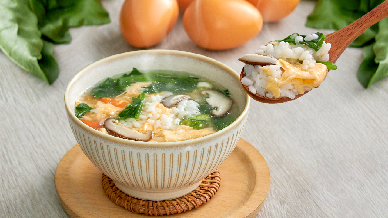 湯漬け-ほうれん草 と卵のスープ イメージ