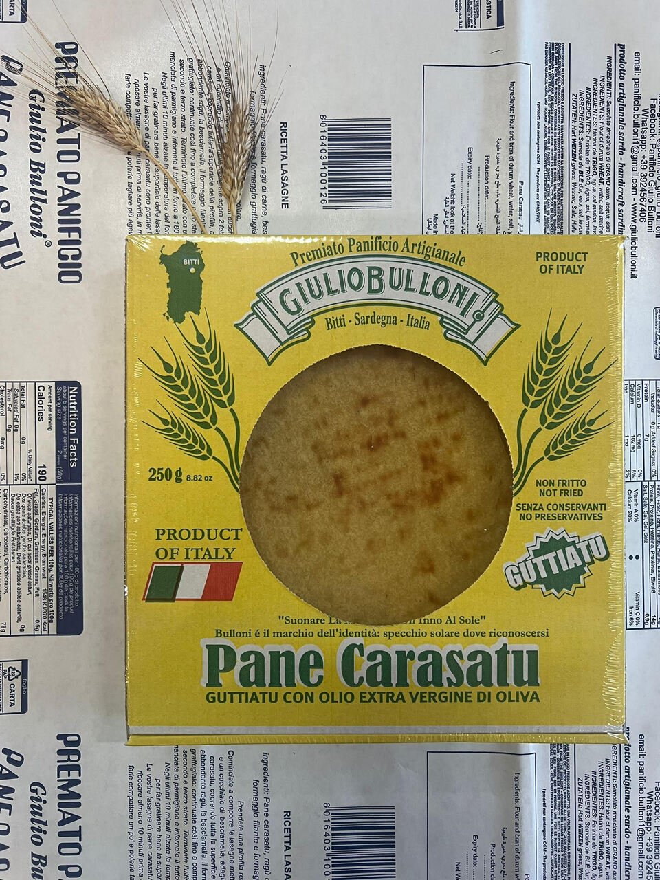 Pane Carasatu – Traditional Thin and crispy, handcrafted in Sardinia following authentic recipes.   Available Variants:  Guttiau seasoned with extra virgin olive oil   Image