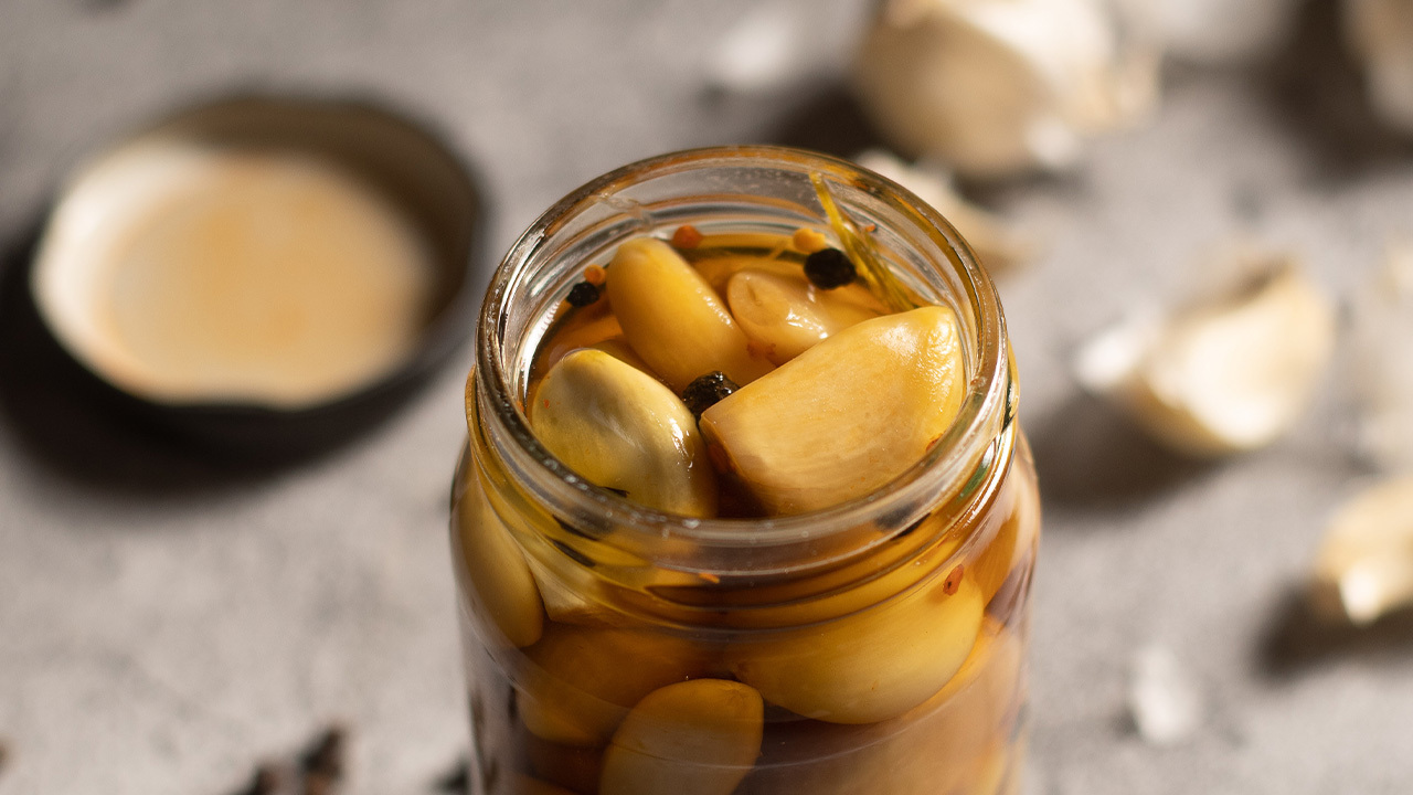 Pickled Garlic Image