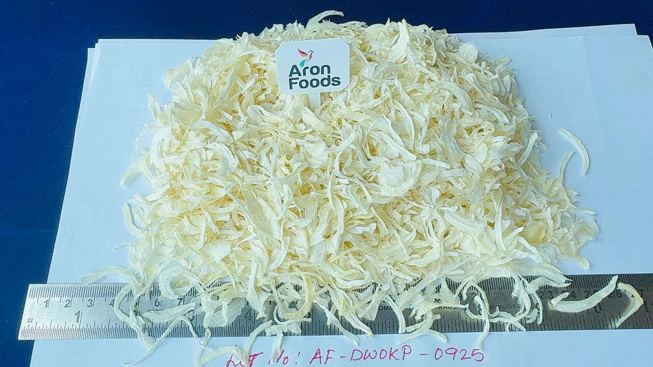 DEHYDRATED ONIONS  Image