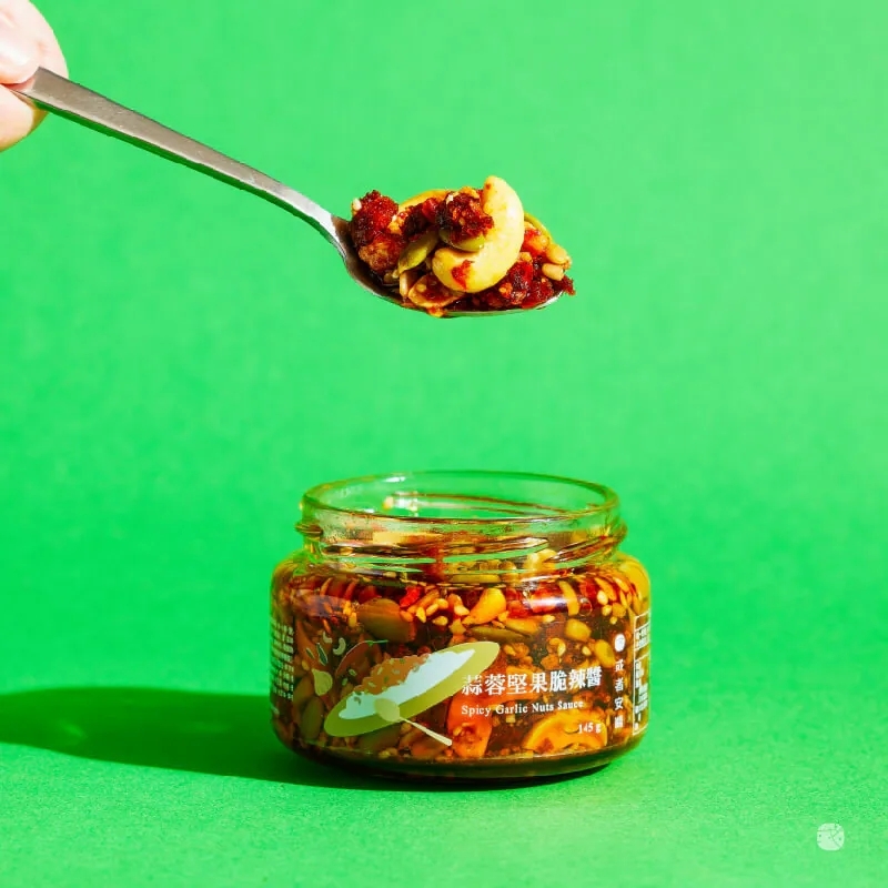 Spicy Garlic Nuts Sauce Image