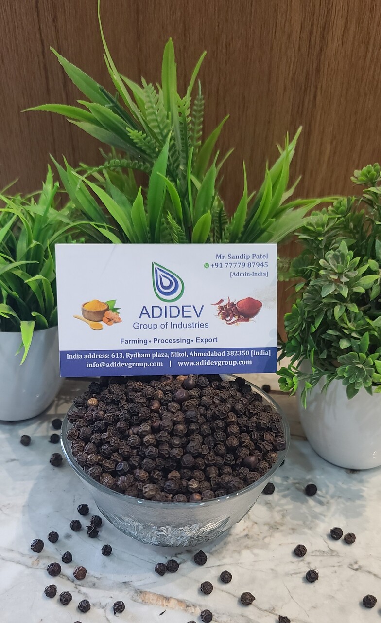 Organic Black Pepper (Piper nigrum) – Premium Indian Origin Image