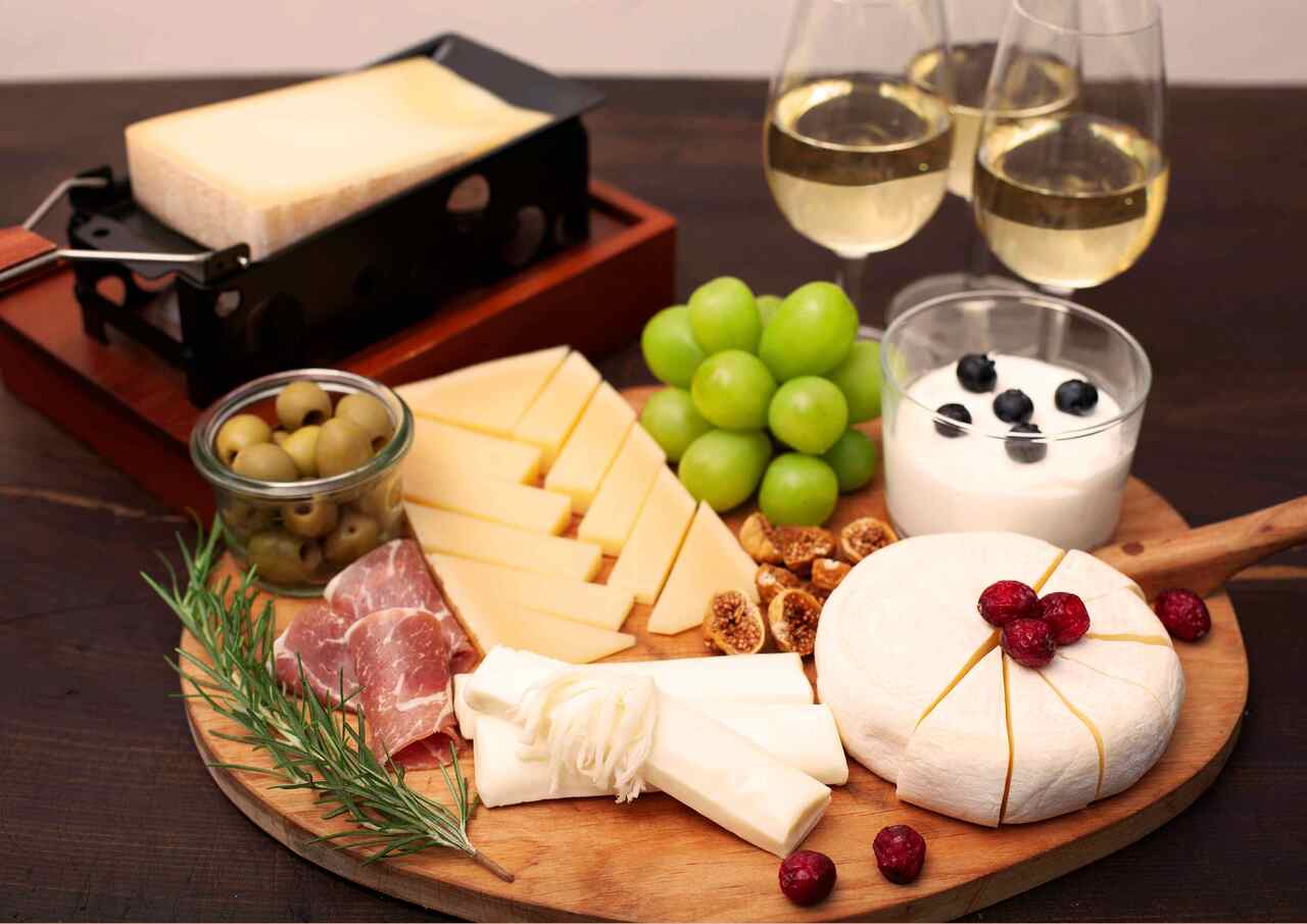 ナチュラルチーズ（フレッシュ、モッツァレラ、酵母熟成、セミハード、ハードタイプ） イメージ