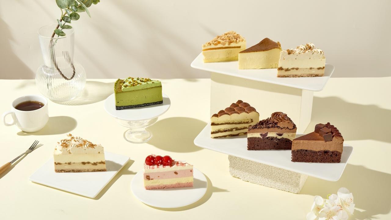 Frozen Triangle Cake Image