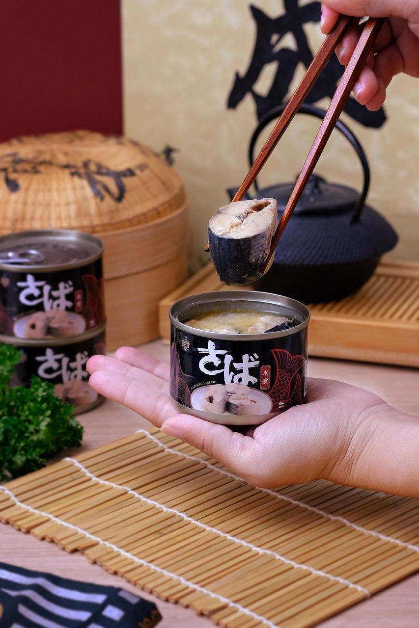 鯖缶詰 イメージ
