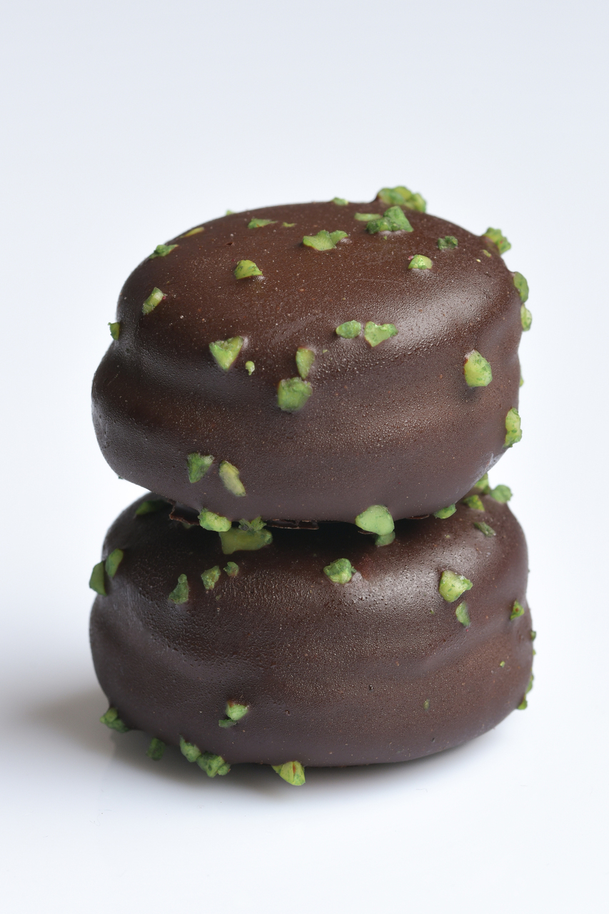 Dipped Macarons Image