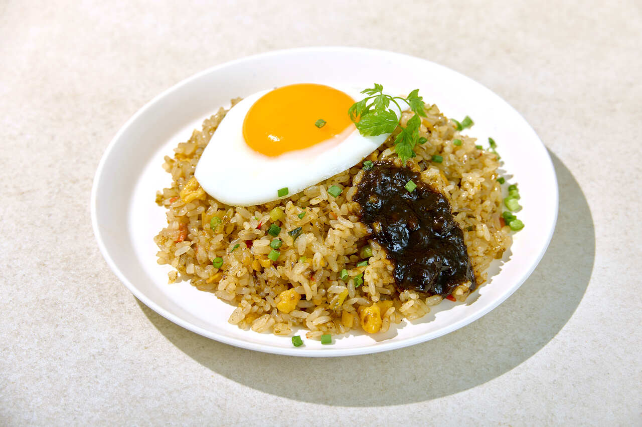 Gimmyeongranssi: Korean Special Soy Sauce with Korean Seaweed and Cod roe Image