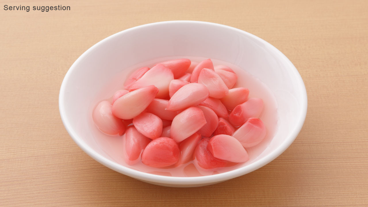 Shiso-Ninniku (garlic pickled in ume vinegar with shiso flavor) Image