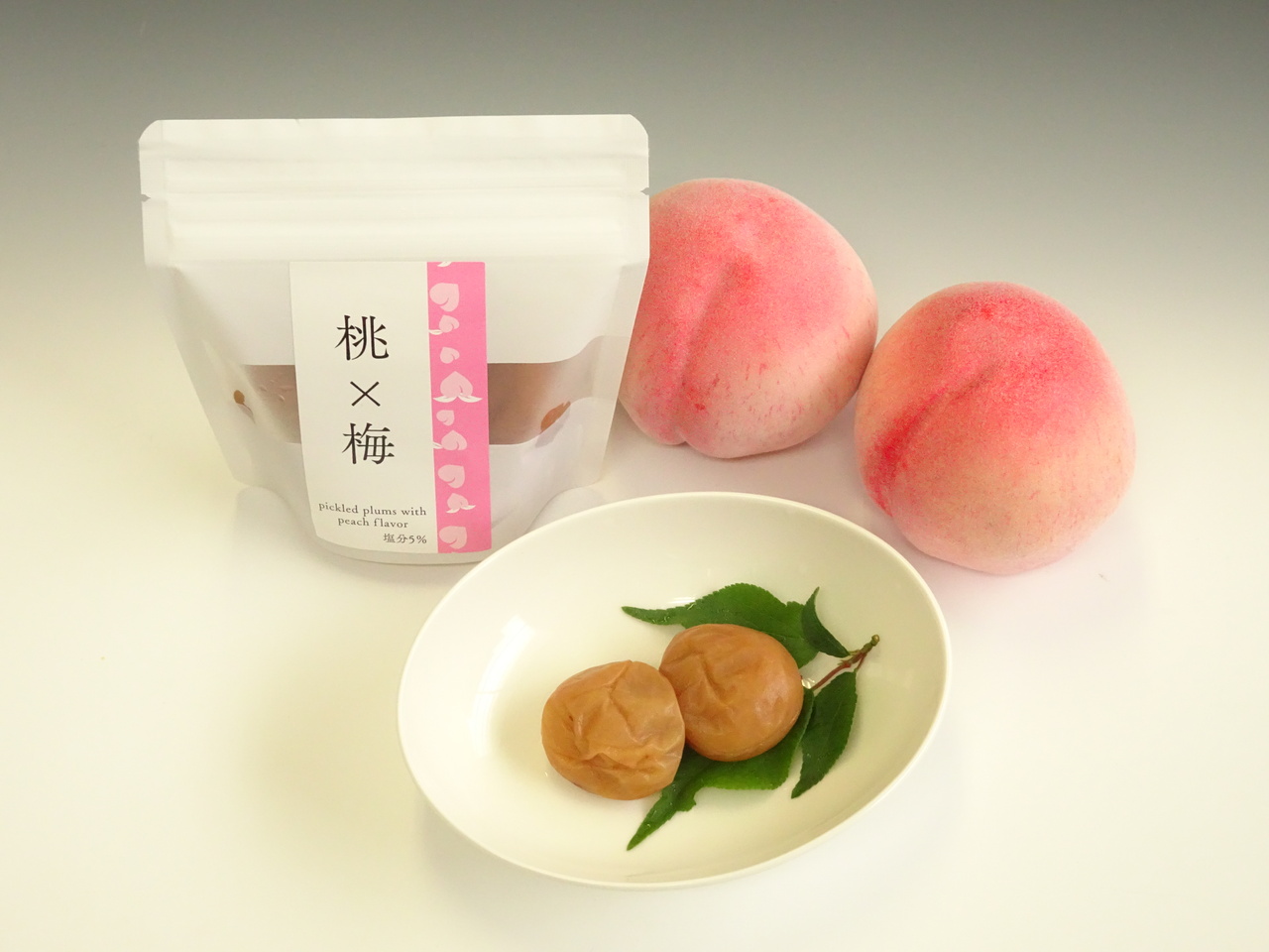 Kishu Lightly Salted Plums 'Momo × Ume'(peach flavor) Image