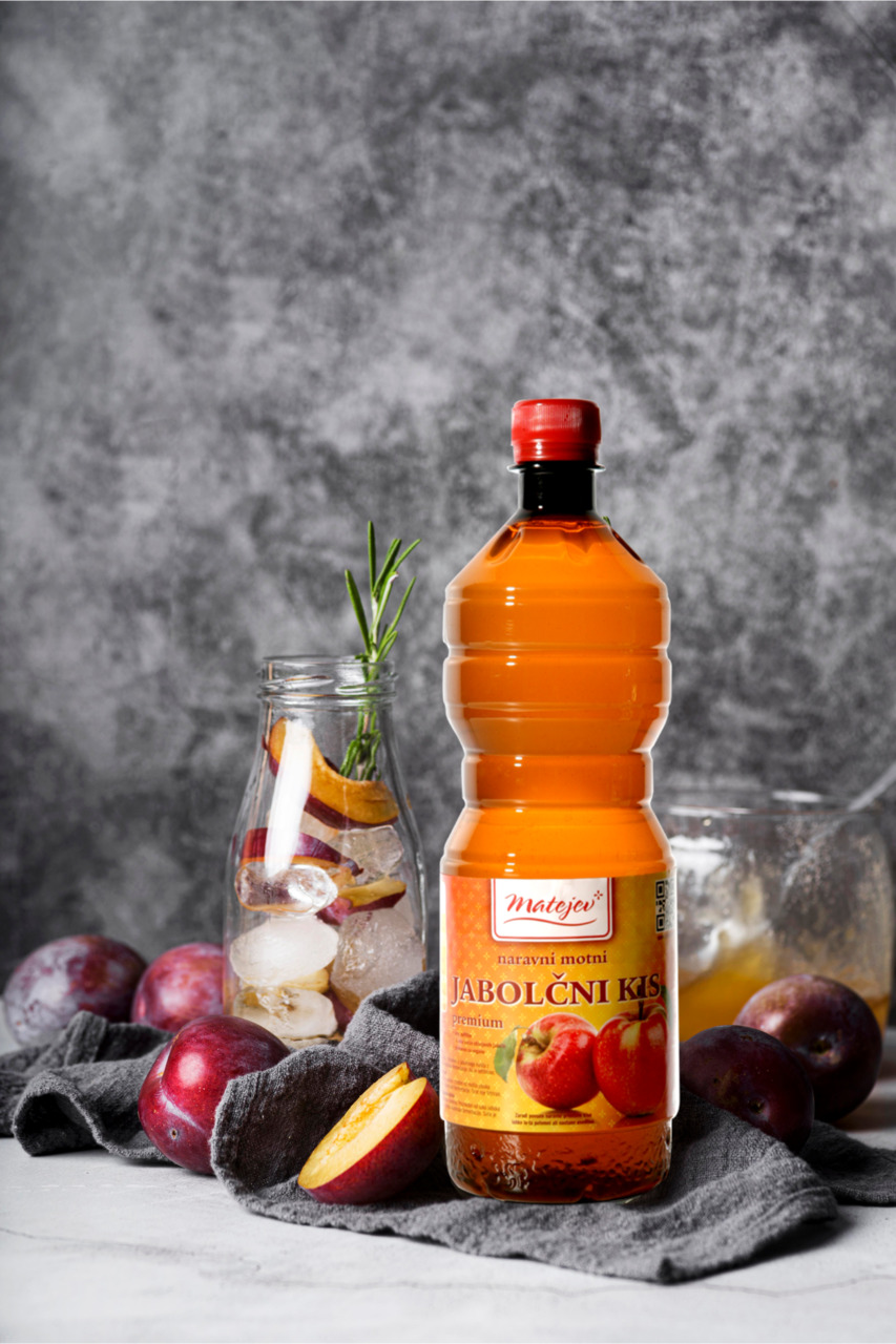 Natural Cloudy Apple Cider Vinegar Matejev  イメージ