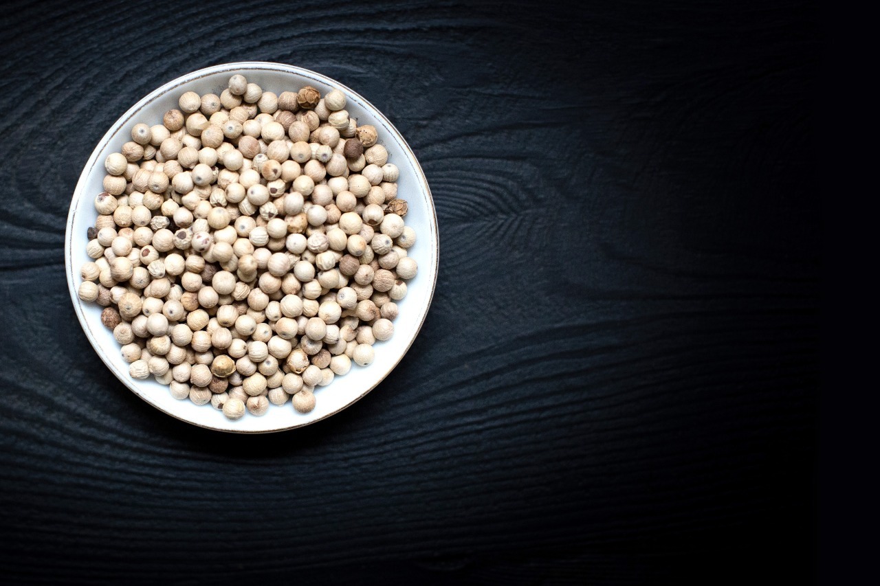 Sri Lankan Pepper - Black and white Image