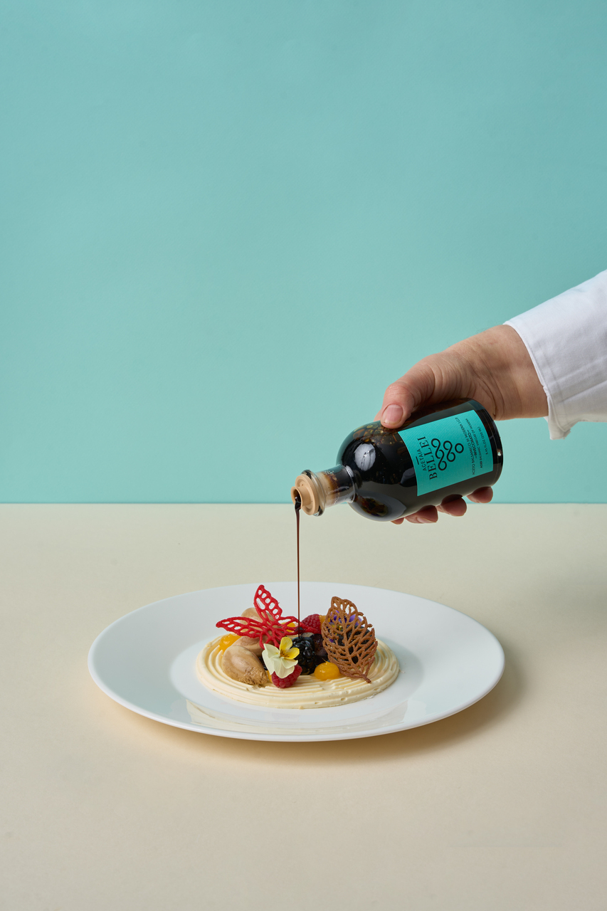 Aged Balsamic Vinegar of Modena BELLEI Precious Gift - Blue Label Image