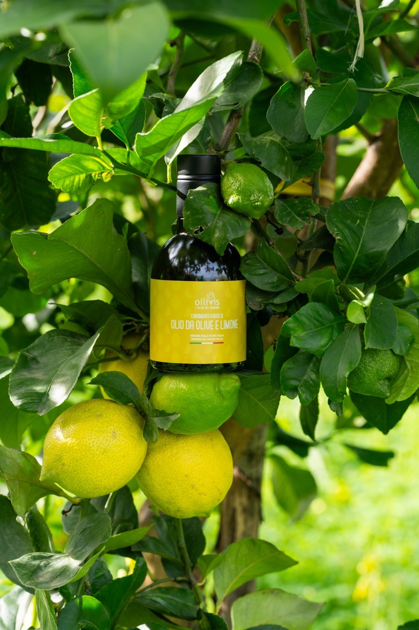 Oilivis FLAVORED OLIVE OIL AND LEMON Image