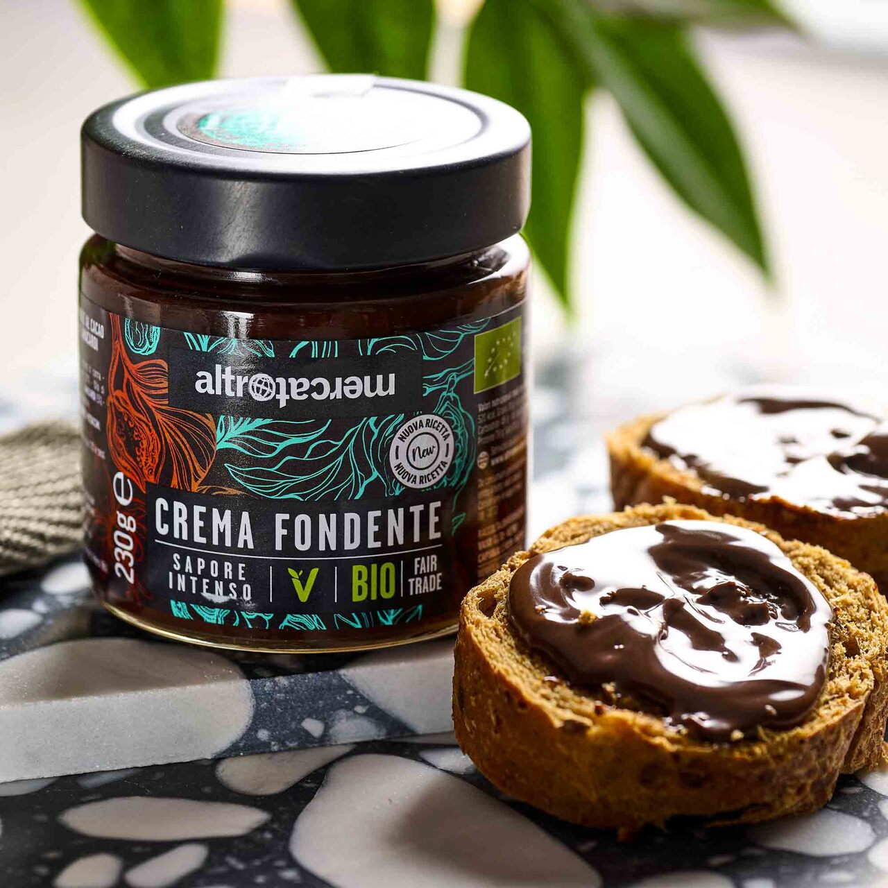 Dark chocolate spread cream - organic Image