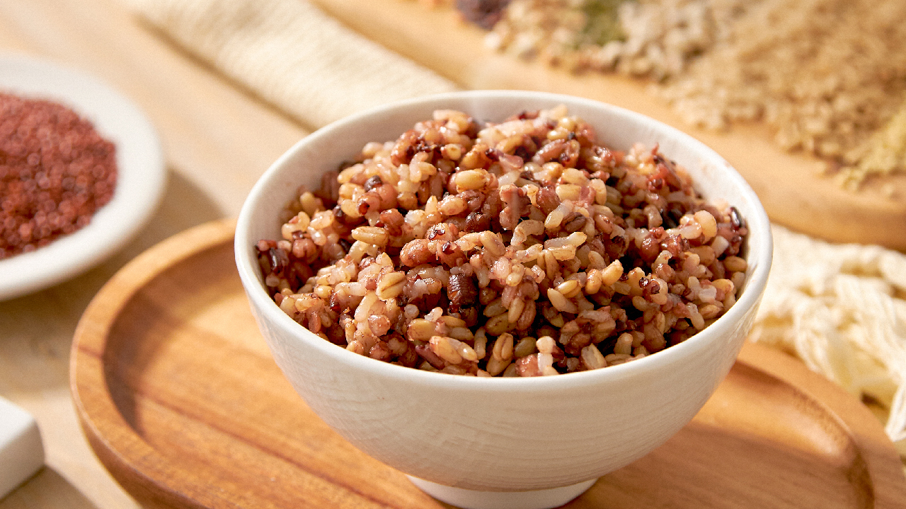  Instant Rice-Red Quinoa Grains Rice Image