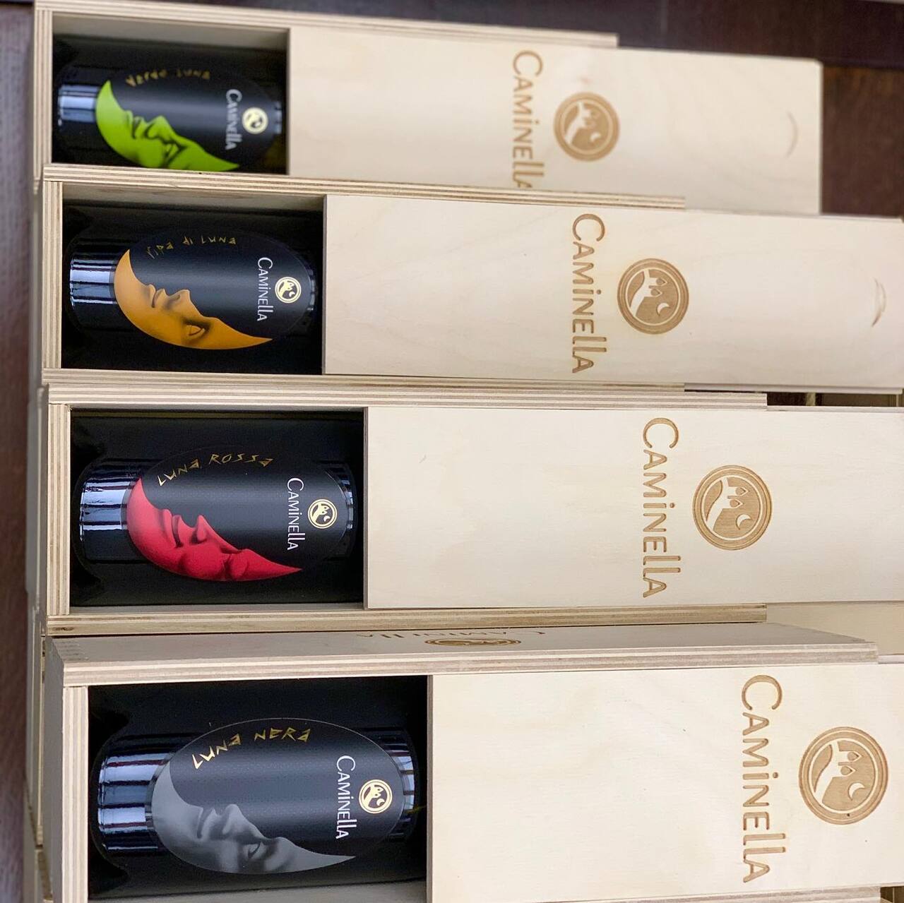 CAMINELLA LUNA ROSSA - CAMINELLA RED MOON Image