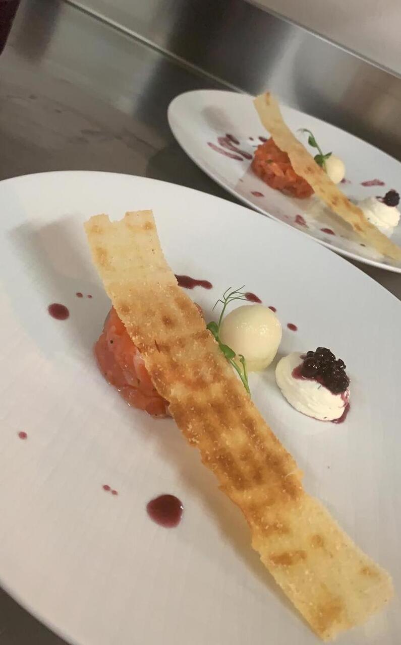 Bread Carasatu Strips– Traditional Thin and crispy, handcrafted in Sardinia following authentic recipes. Available Variants: Guttiau, Guttiatu Herbes, Guttiaatu Pepper   Image