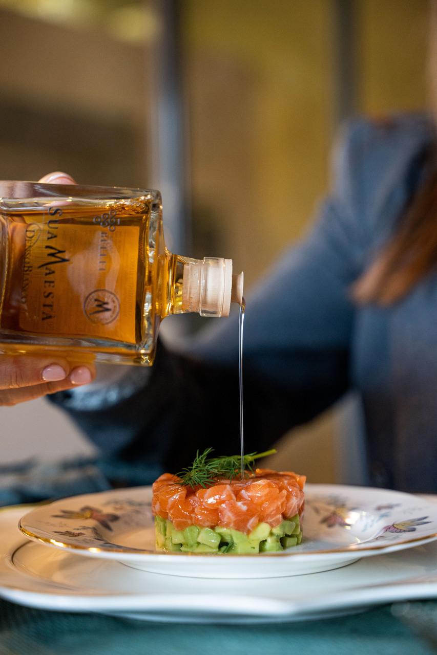 SUA MAESTA' Denso Bianco ホワイトコンディメント イメージ